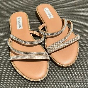 NWOB Steve Madden Rhinestone Strappy Sandals Women’s Size 7